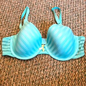 NWOT Maidenform underwire bra